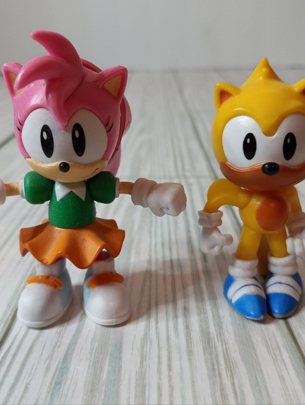 Jakks Pacific Sonic The Hedgehog Amy & Ray Classic Mini Figures